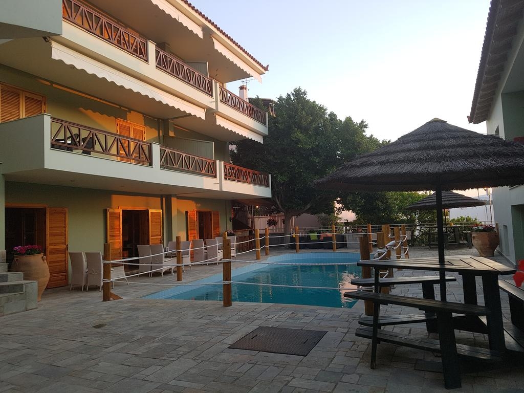Ninemia Hotel - Τολό ✦ -38% ✦ 4 Ημέρες (3 Διανυκτερεύσεις)