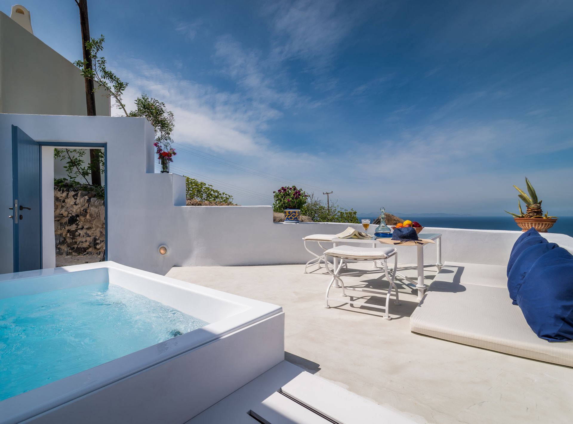 Fava Eco Residences Santorini - Σαντορίνη ✦ -42% ✦