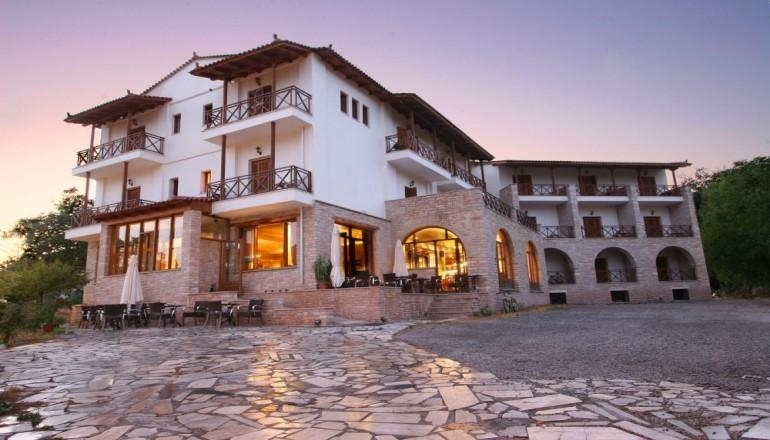 Mont Helmos Hotel - Καλάβρυτα ✦ -50% ✦ 3 Ημέρες (2