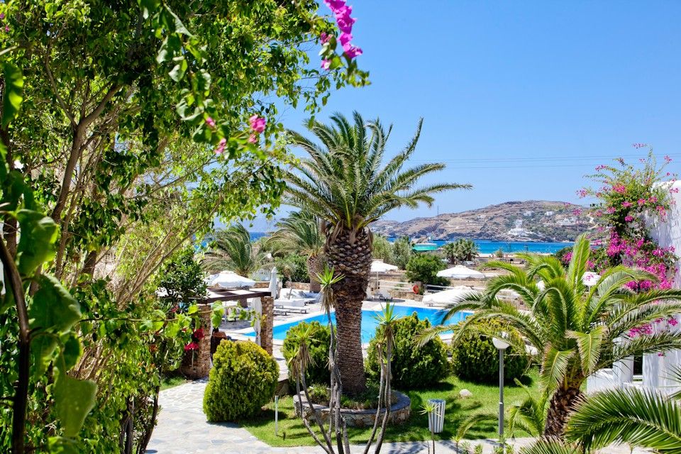4* Dionysos Sea Side Resort - Ίος ✦ 2 Ημέρες (1 Διανυκτέρευση)