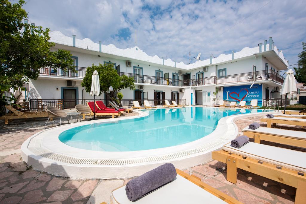 Aquarius Beach Eco Hotel - Κέρκυρα ✦ -70% ✦ 3 Ημέρες