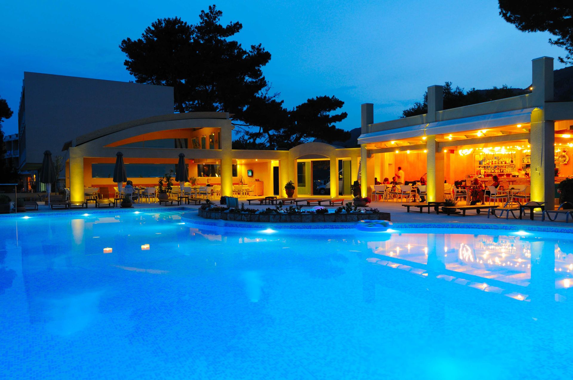4* Akrotiri Beach Hotel - Κέρκυρα ✦ 2 Ημέρες (1 Διανυκτέρευση)