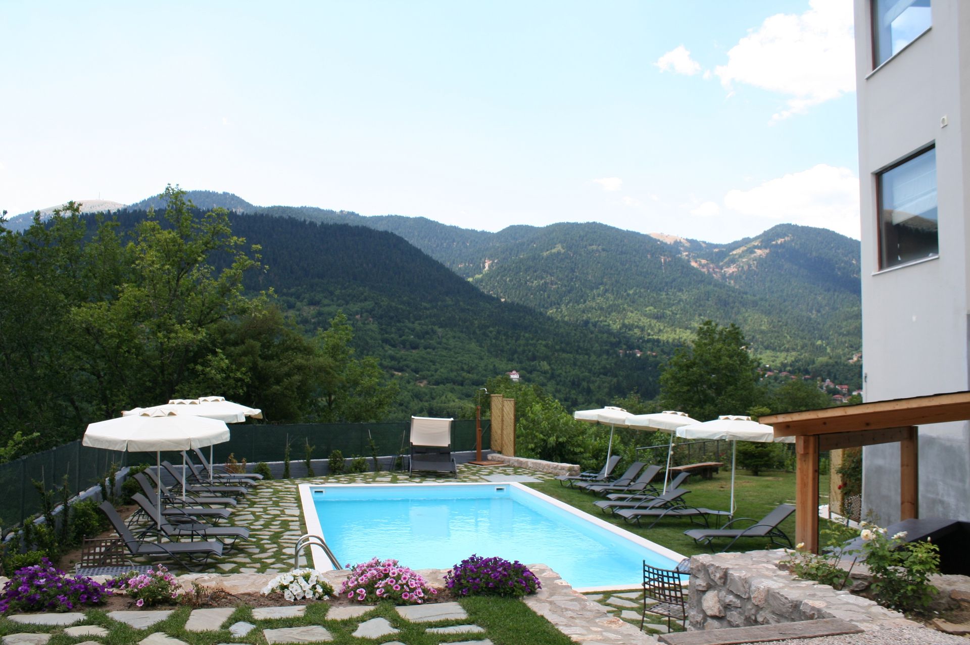 Forest Suites Boutique Hotel - Καρπενήσι ✦ 5 Ημέρες