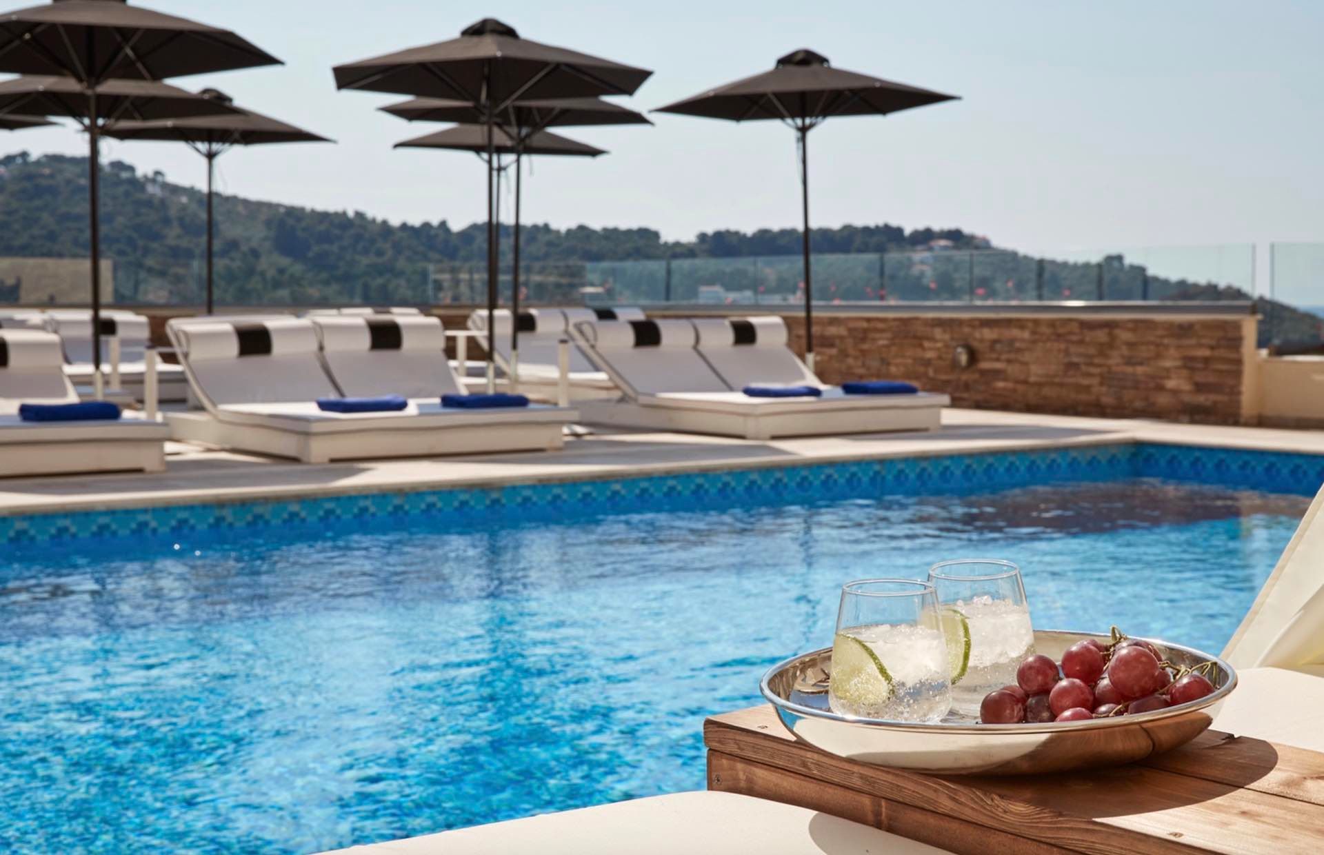 Skiathos Luxury Living - Σκιάθος ✦ 2 Ημέρες (1 Διανυκτέρευση)