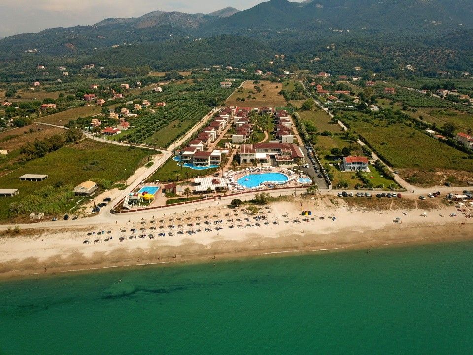 5* Almyros Beach Resort & Spa - Κέρκυρα ✦ 2 Ημέρες