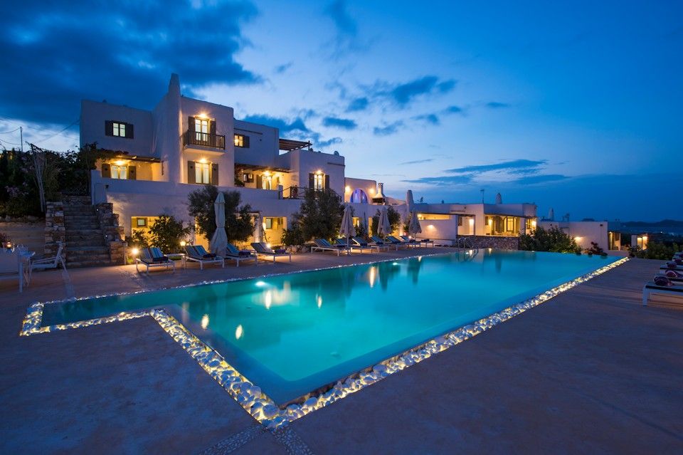 4* Naoussa Hills Boutique Resort - Πάρος ✦ 6 Ημέρες