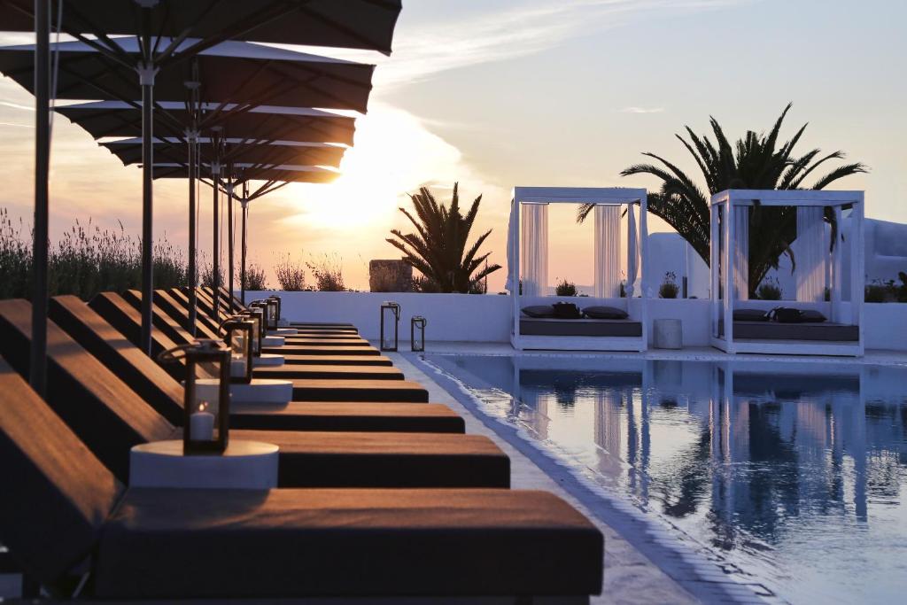 4* Livin Mykonos Hotel - Δραφάκι, Μύκονος ✦ 2 Ημέρες