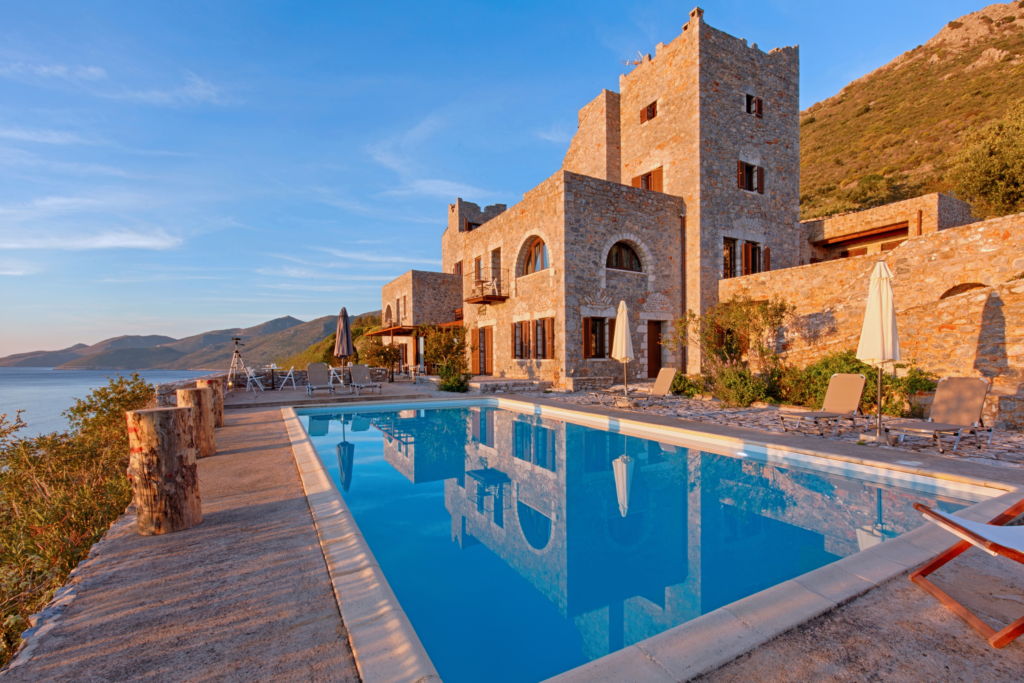 Aegila Boutique Hotel -Νύφι, Μάνη ✦ 2 Ημέρες (1 Διανυκτέρευση)