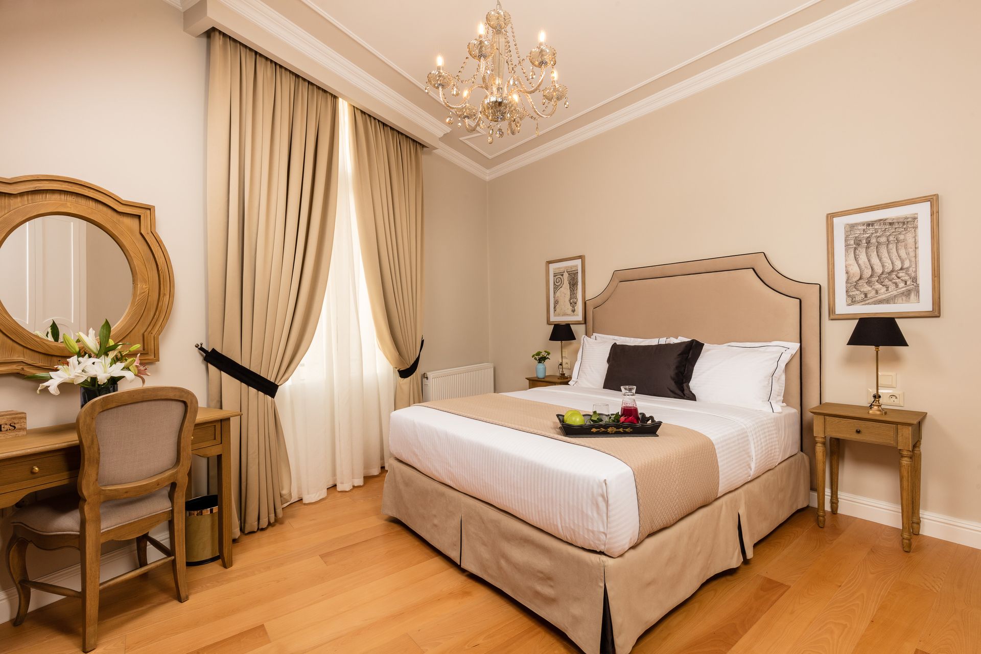 4* Athens Mansion Luxury Suites - Αθήνα ✦ 2 Ημέρες