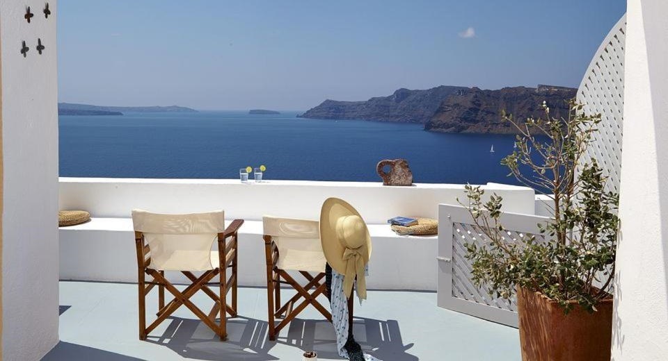 4* Ducato di Oia - Οία, Σαντορίνη ✦ 2 Ημέρες (1 Διανυκτέρευση)