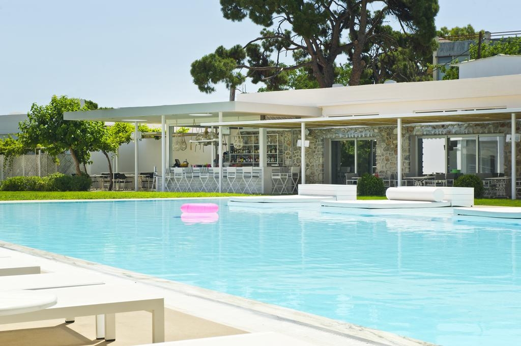 Marathon Beach Resort - Νέα Μάκρη ✦ 2 Ημέρες (1 Διανυκτέρευση)