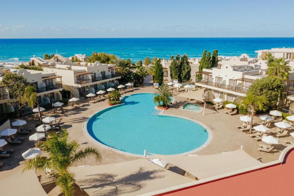 4* Louis Paphos Breeze - Πάφος, Κύπρος ✦ 2 Ημέρες (1