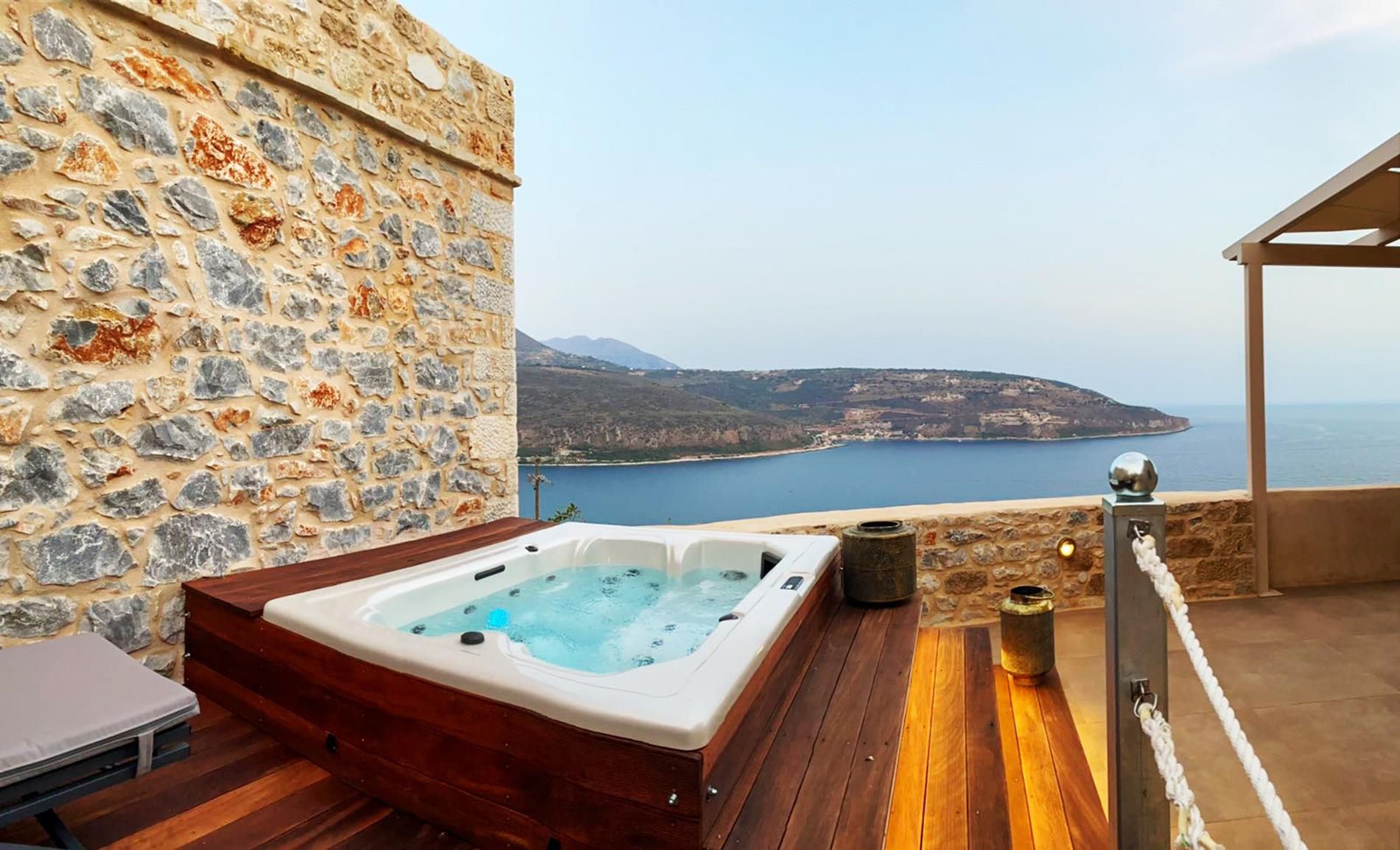 Akrolithi Boutique Hotel - Οίτυλο, Μάνη ✦ 3 Ημέρες