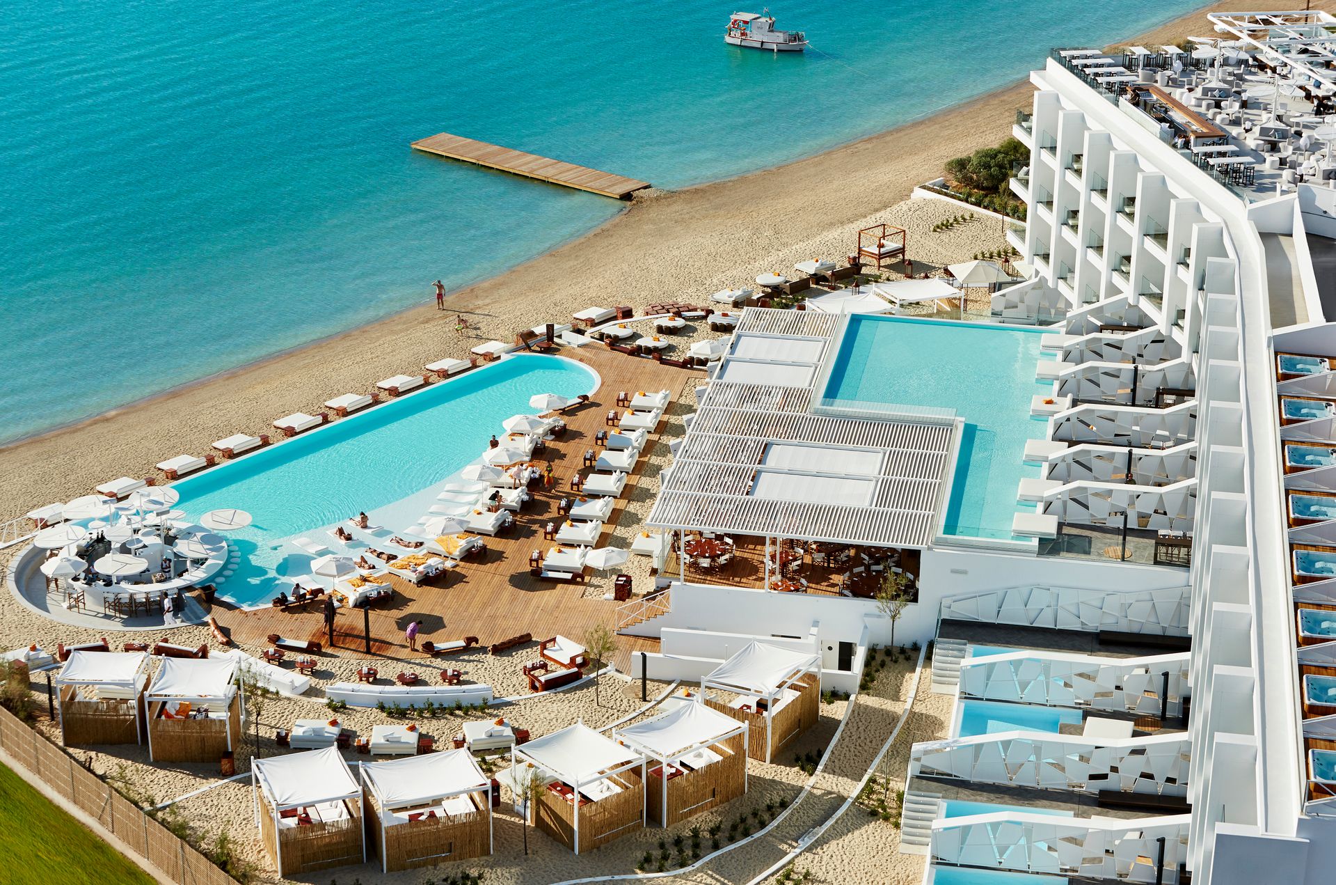 5* Nikki Beach Resort & Spa - Πόρτο Χέλι ✦ -56%