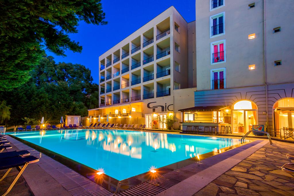 Hellinis Ηotel - Κέρκυρα ✦ -30% ✦ 4 Ημέρες (3 Διανυκτερεύσεις)