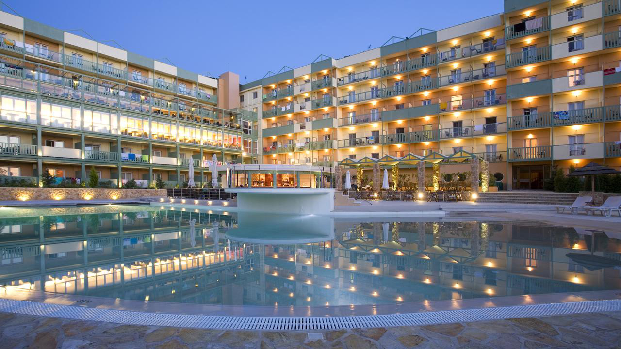 4* Ariti Grand Hotel - Κανόνι, Κέρκυρα ✦ 4 Ημέρες (3