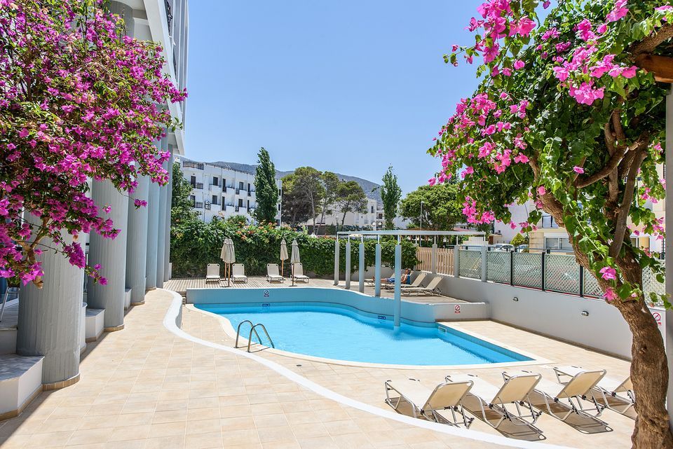 4* Alia Beach Hotel - Χερσόνησος, Κρήτη ✦ 2 Ημέρες