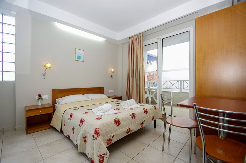 Hotel Rodon - Παραλία Κατερίνης ✦ 3 Ημέρες (2 Διανυκτερεύσεις)