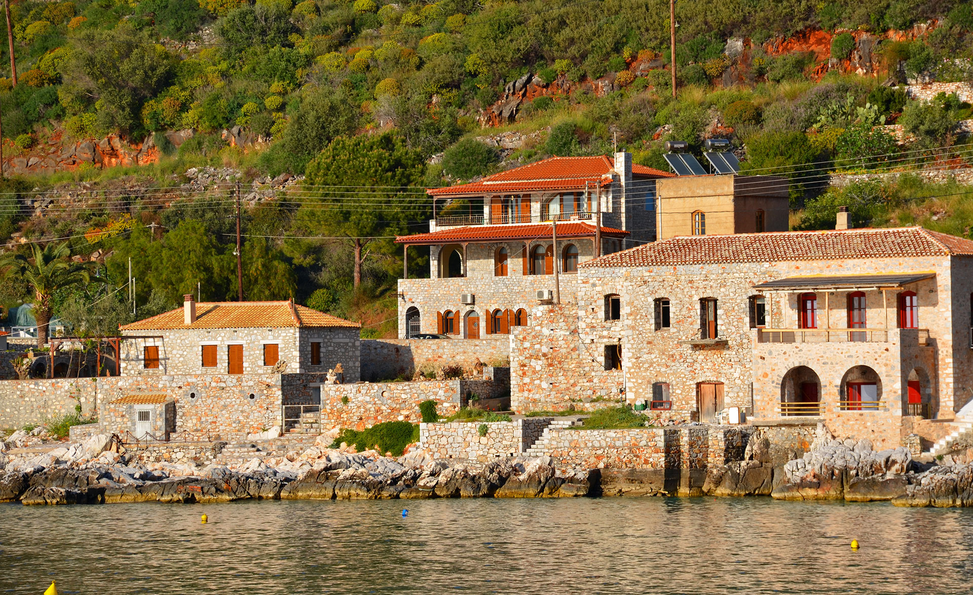 Sofia Limeni Apartments - Λιμένι, Μάνη ✦ 2 Ημέρες (1