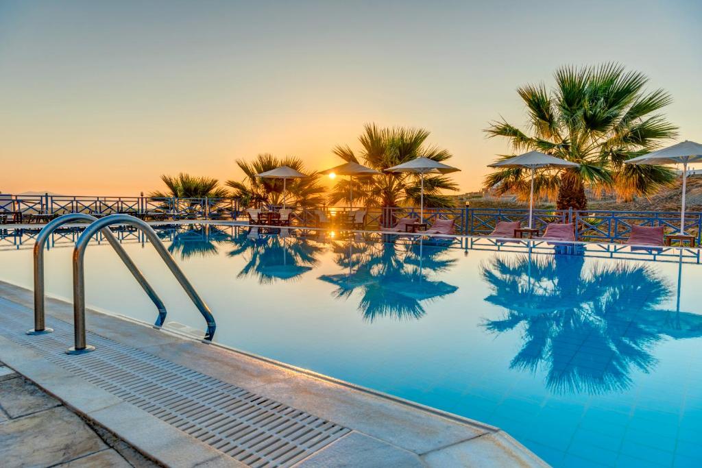 Sunrise Beach Suites - Αζόλιμνος, Σύρος ✦ -25% ✦ 2