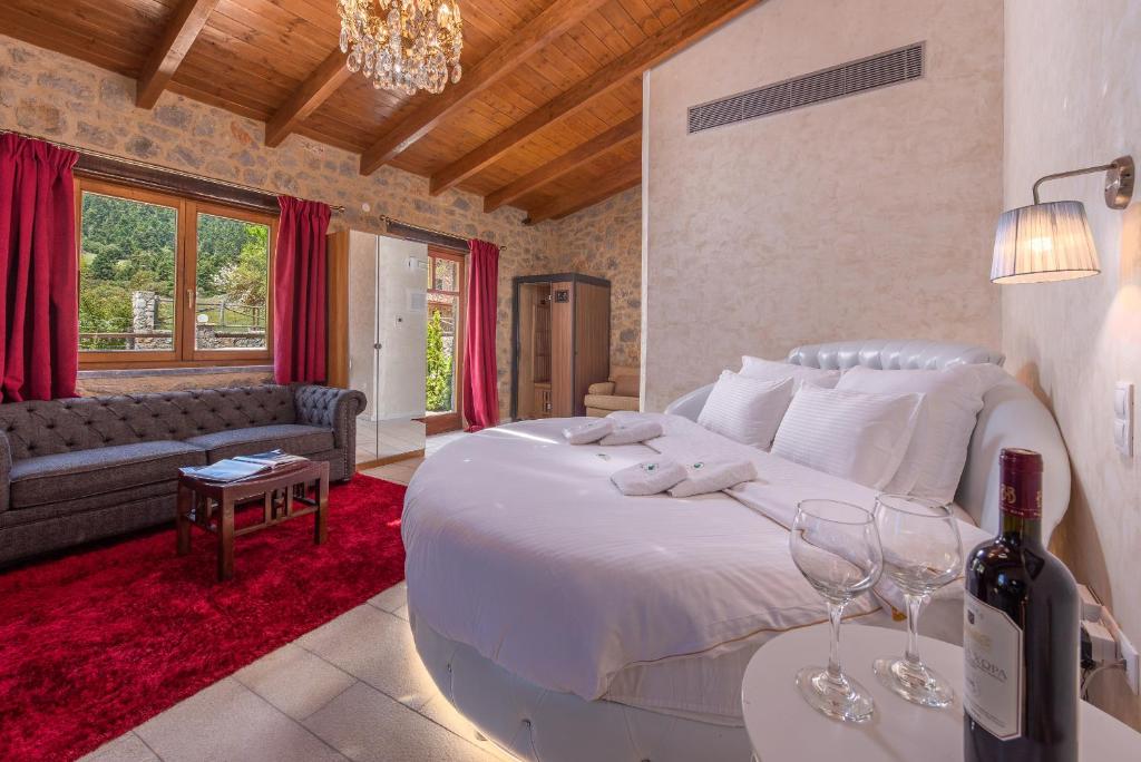 5* ViP Chalet 4 Season - Αράχωβα ✦ 2 Ημέρες (1 Διανυκτέρευση)