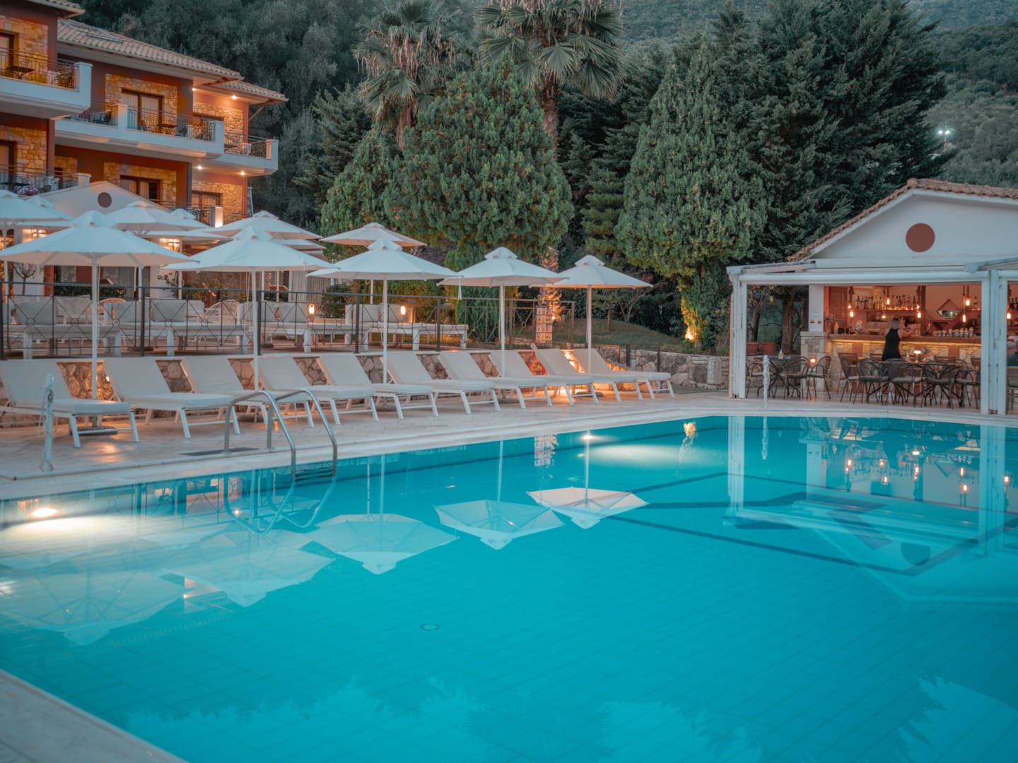 Dracos Hotel - Πάργα ✦ -35% ✦ 2 Ημέρες (1 Διανυκτέρευση)