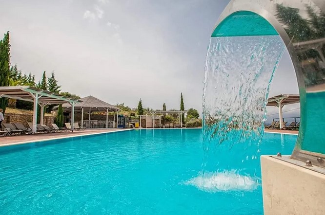 4* Thalassa Hotel - Πάλαιρος, Αιτωλοακαρνανία ✦ 4 Ημέρες