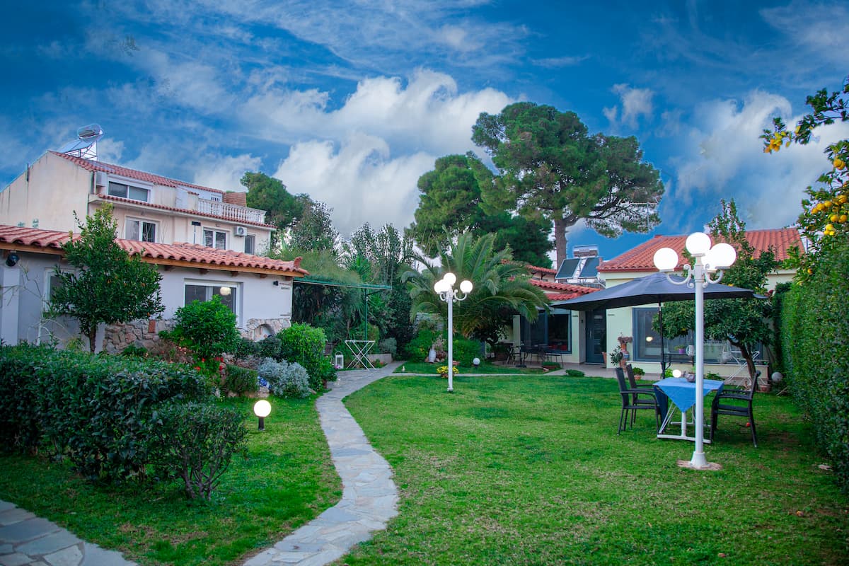 Natalie Apartments - Αρτέμιδα, Λούτσα ✦ -25% ✦ 2 Ημέρες