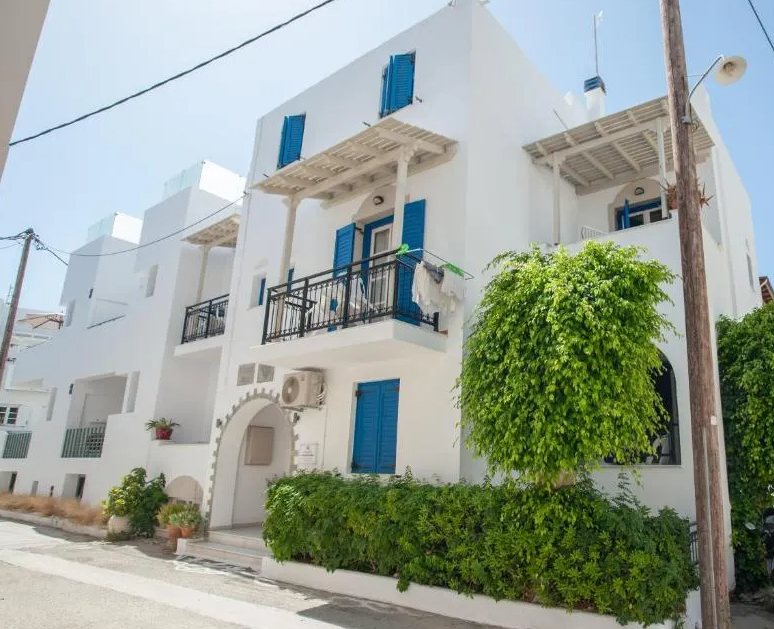 Katerina Roza Studios - Χώρα, Νάξος ✦ 2 Ημέρες (1 Διανυκτέρευση)