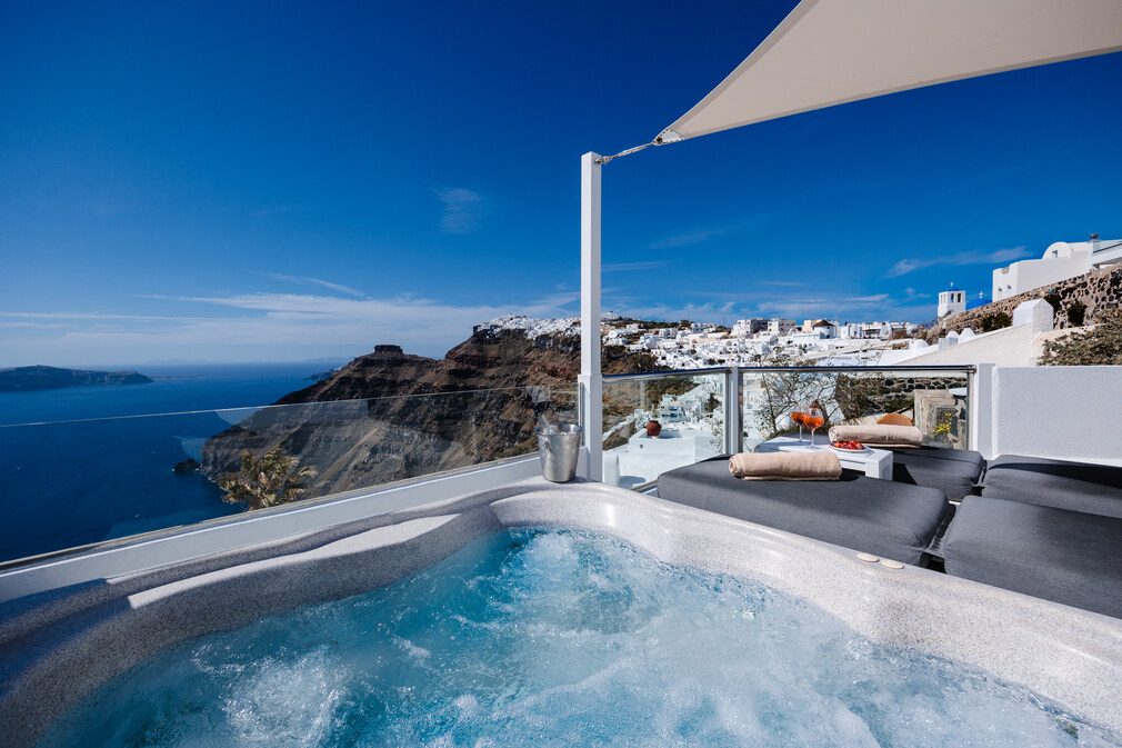 Nevma Suites - Φηροστεφάνι, Σαντορίνη ✦ -20% ✦ 3 Ημέρες