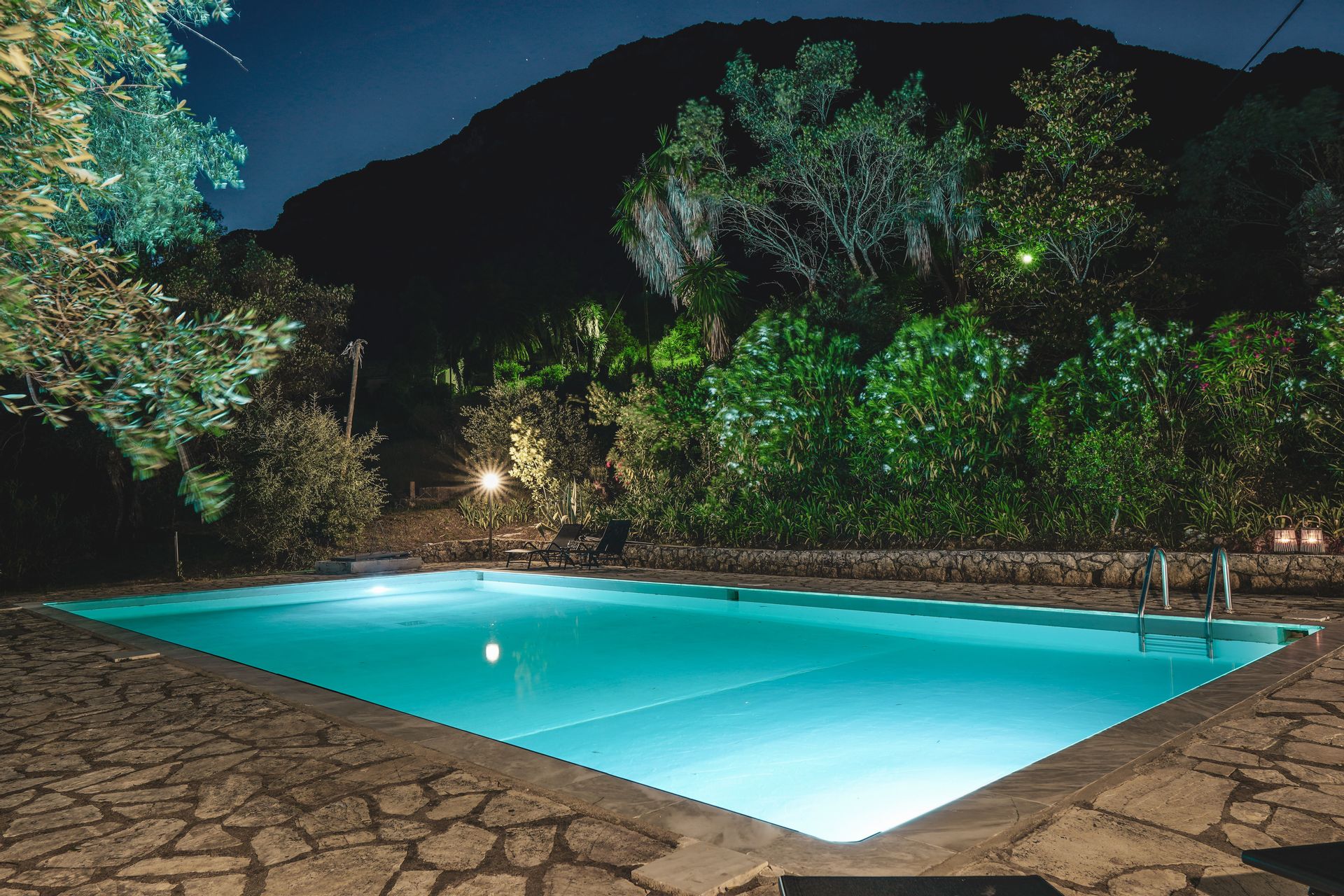 Villa Dimoulitsa - Δουκάδες, Κέρκυρα ✦ 4 Ημέρες (3
