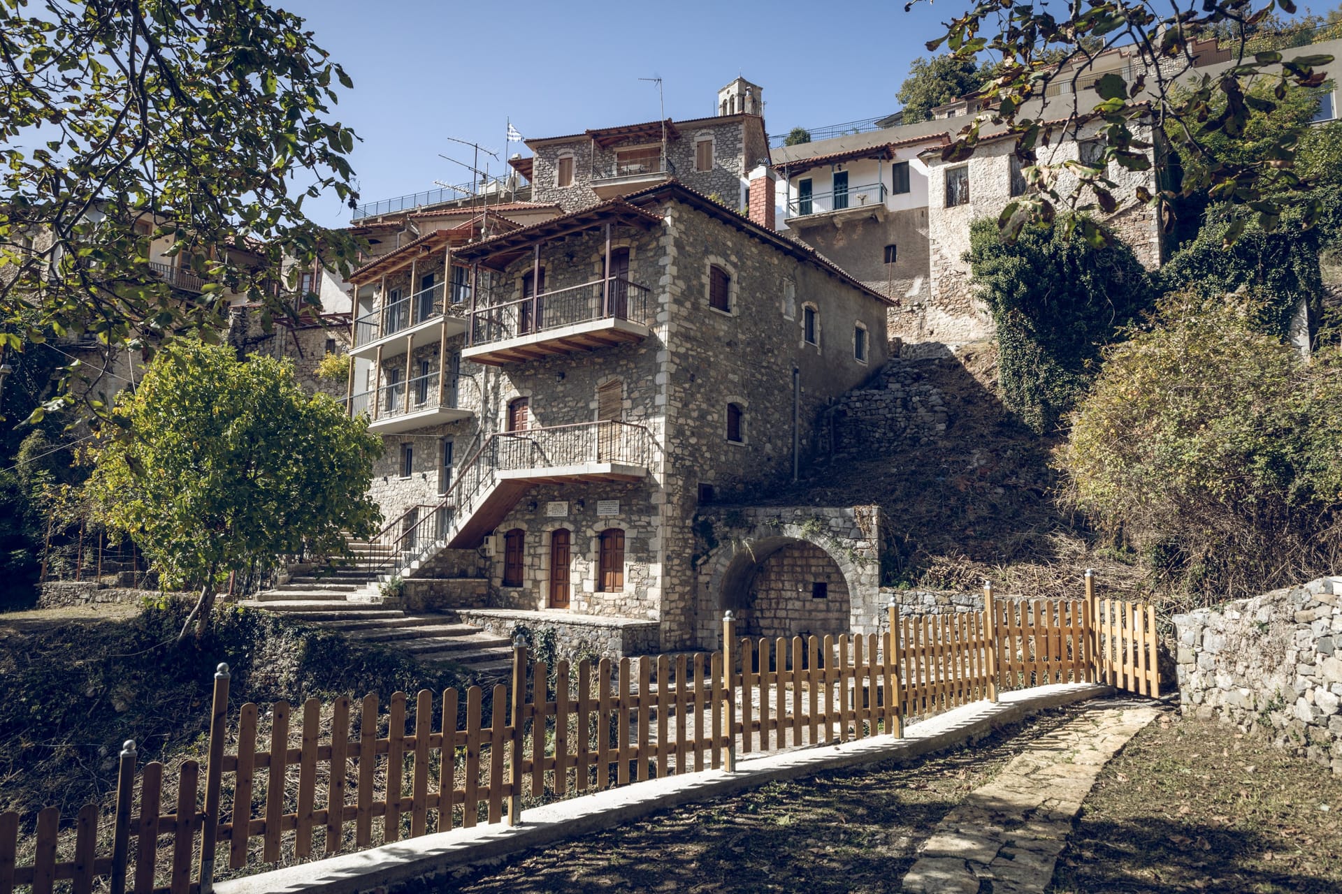 Gileri Eco & Design Residences - Λαγκάδια, Αρκαδία