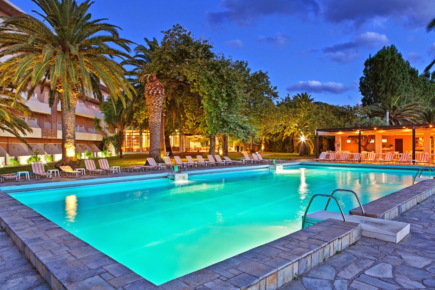 4* Long Beach Resort Hotel - Αίγιο ✦ -30% ✦ 4 Ημέρες