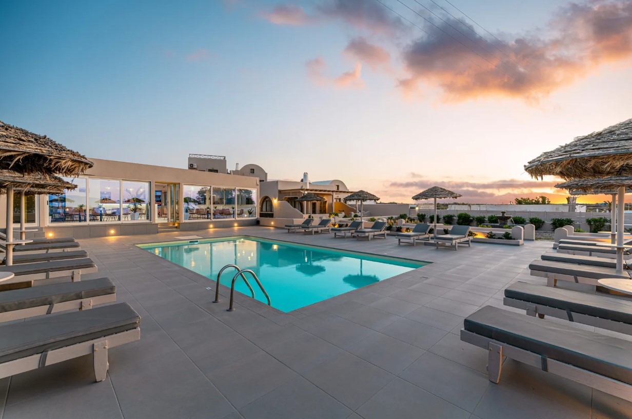 En Plo Boutique Suites - Οία, Σαντορίνη ✦ 2 Ημέρες