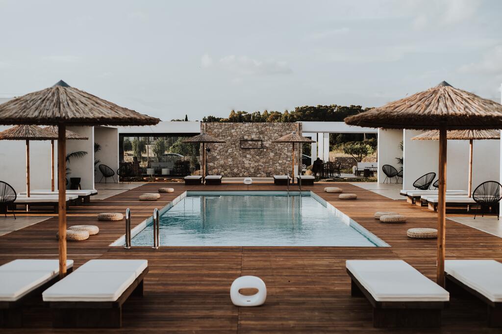 Hooga Hotel - Μύτικας, Πρέβεζα ✦ 2 Ημέρες (1 Διανυκτέρευση)