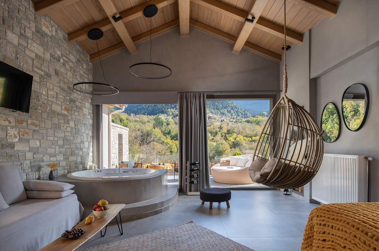 Evora Suites - Γαύρος, Καρπενήσι ✦ 2 Ημέρες (1 Διανυκτέρευση)
