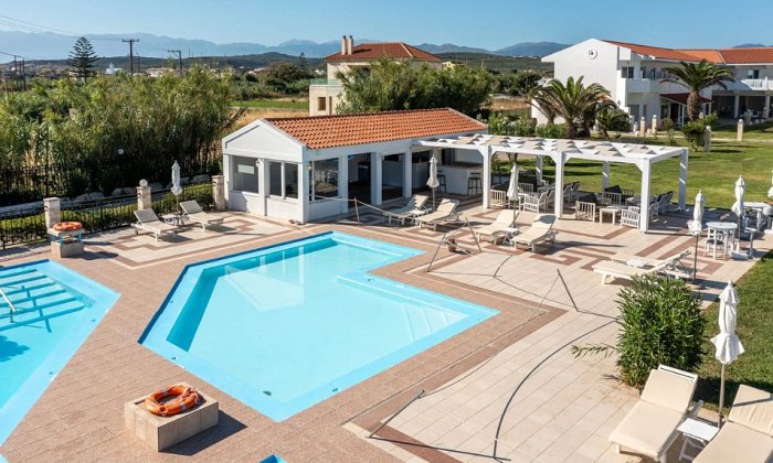3* Mrs Chryssana Beach Hotel | Κολυμβάρι, Χανιά, Κρήτη